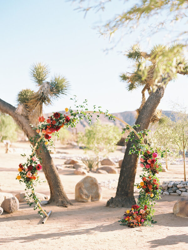 Gold Circle Arch